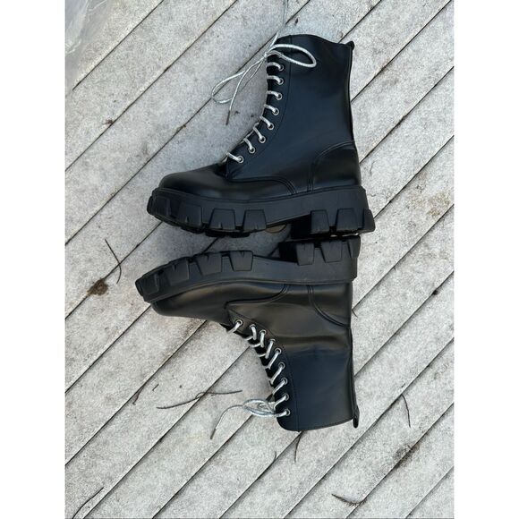 Diamond Black Chunky Lace-Up Side Zipper Calf Boot - Black Size 9.5 - Picture 4 of 10